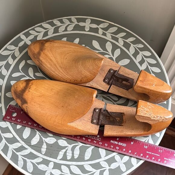 Vintage Wooden Shoe Stretchers - Picture 6 of 6